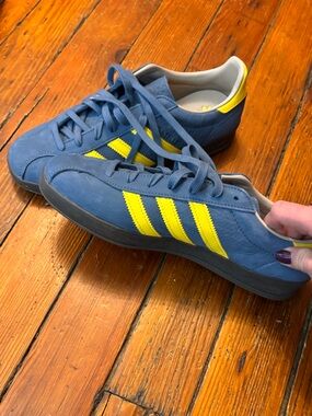 adidas gazelle woman’s size 8